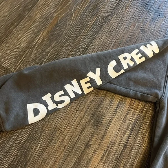 H&M Walt Disney Crewneck - Picture 6 of 8